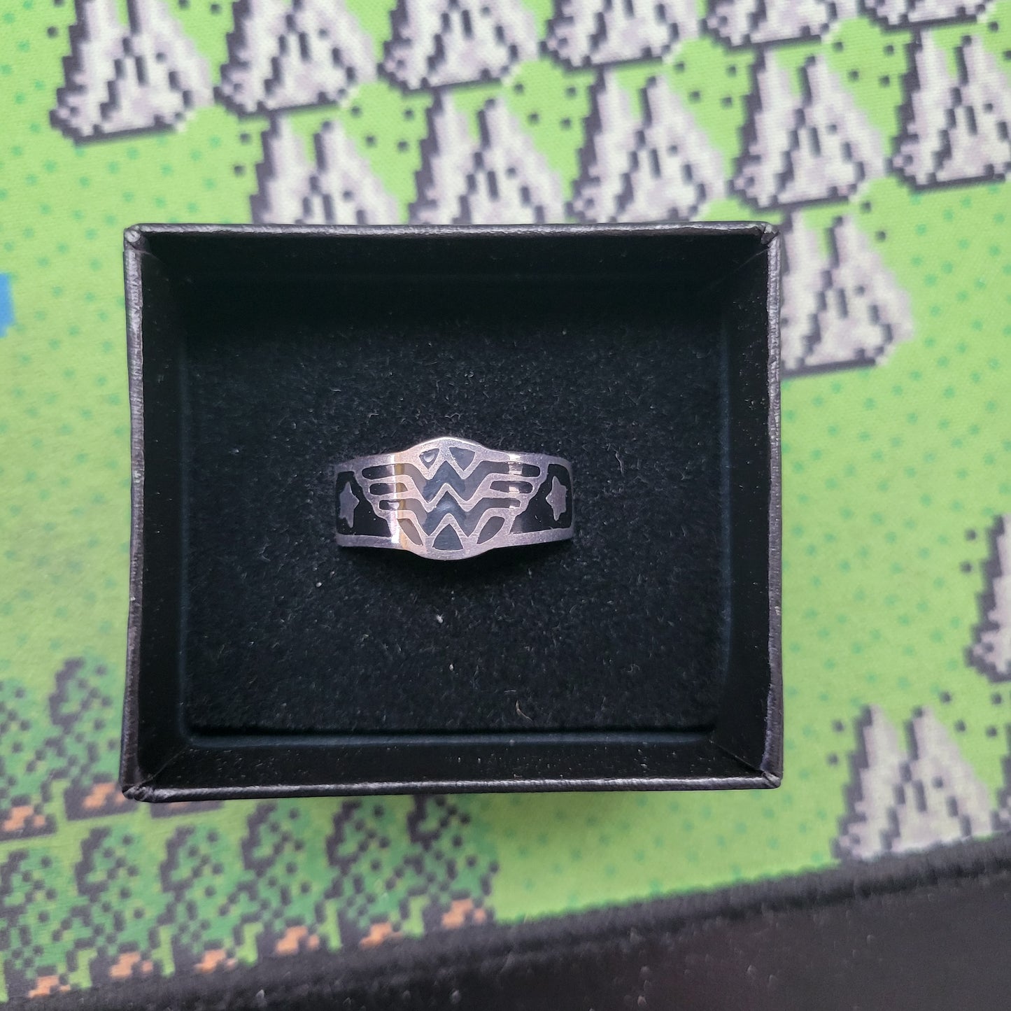 DC Direct Wonder Woman Symbol Ring