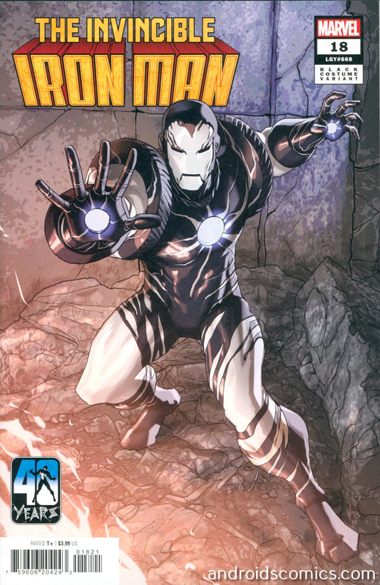 Invincible Iron Man #18 Pete Woods Black Costume Variant